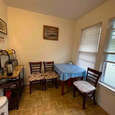 Entire Beautiful 1Br For You! R New York Exterior photo